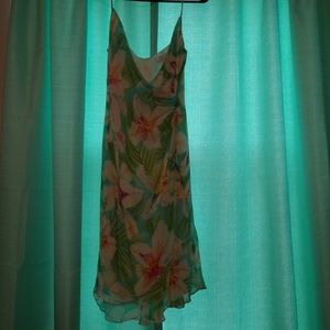 * Stunning Tropical Floral Midi Dress *